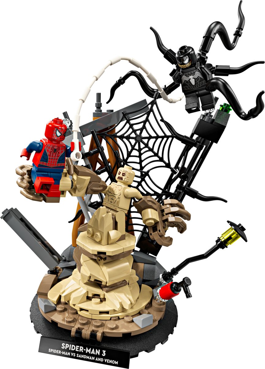 Epic Battle: Spider-Man vs. Sandman - Official LEGO Image 1